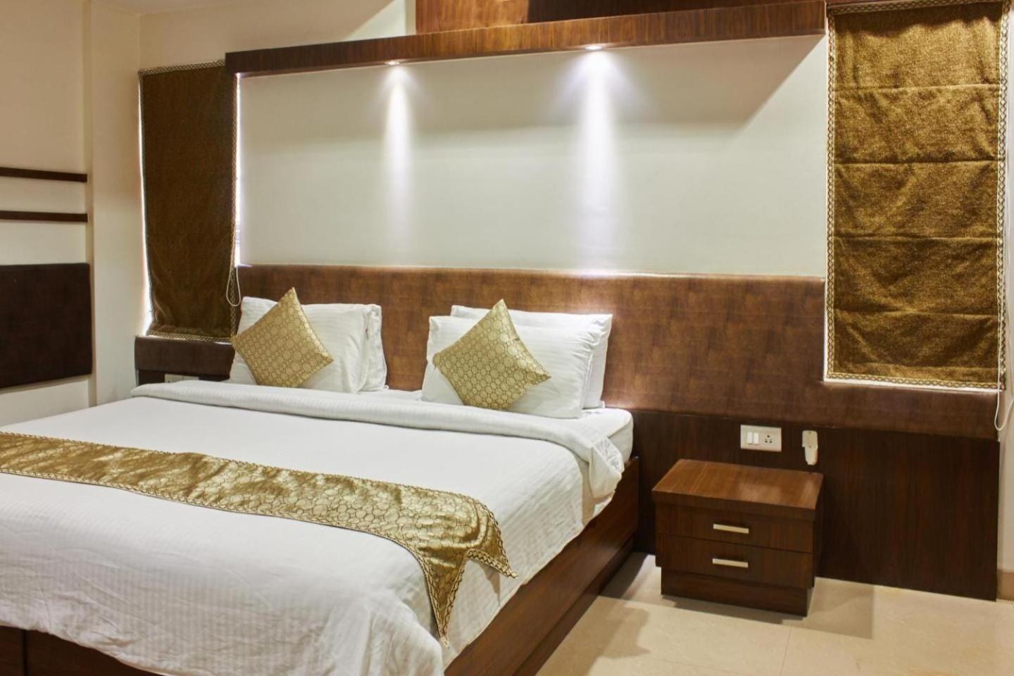 Hotel Crystal Inn Plaza Delhi Airport Neu-Delhi Exterior foto